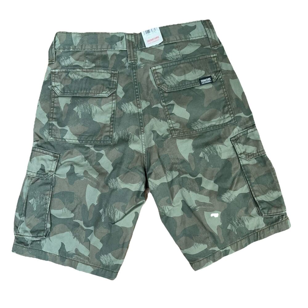 NEW LEVI Strauss CAMO CARGO SHORTS Men Size 28 9.5" Inseam Secure Green